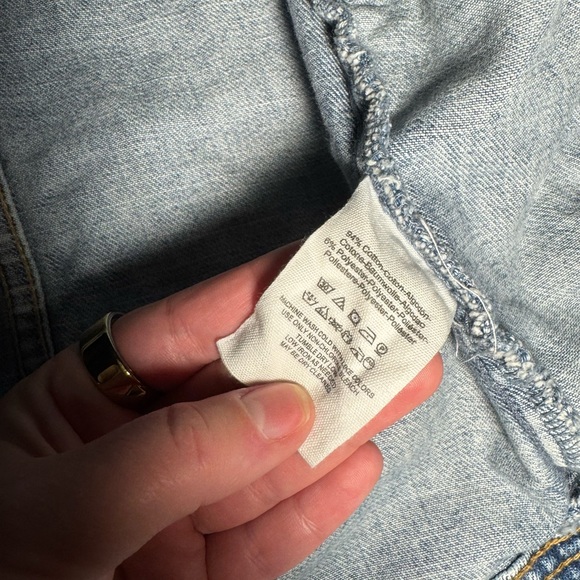 Free People Distressed light wash denim jacket with a worn-in look ⭐️ - Picture 9 of 9